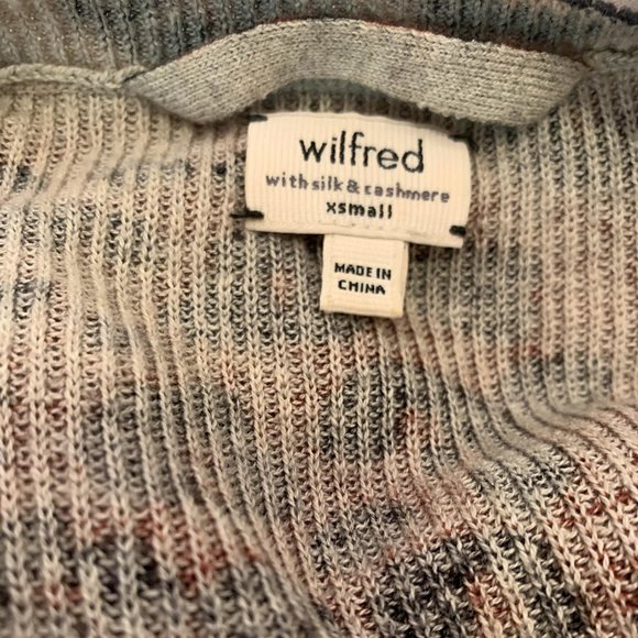 Wilfred (Aritzia) sweater - size xs - lightly worn - Picture 4 of 4